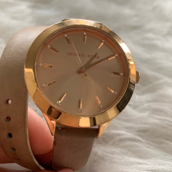 Accessories - Michael Kors women’s tan/rose gold watch